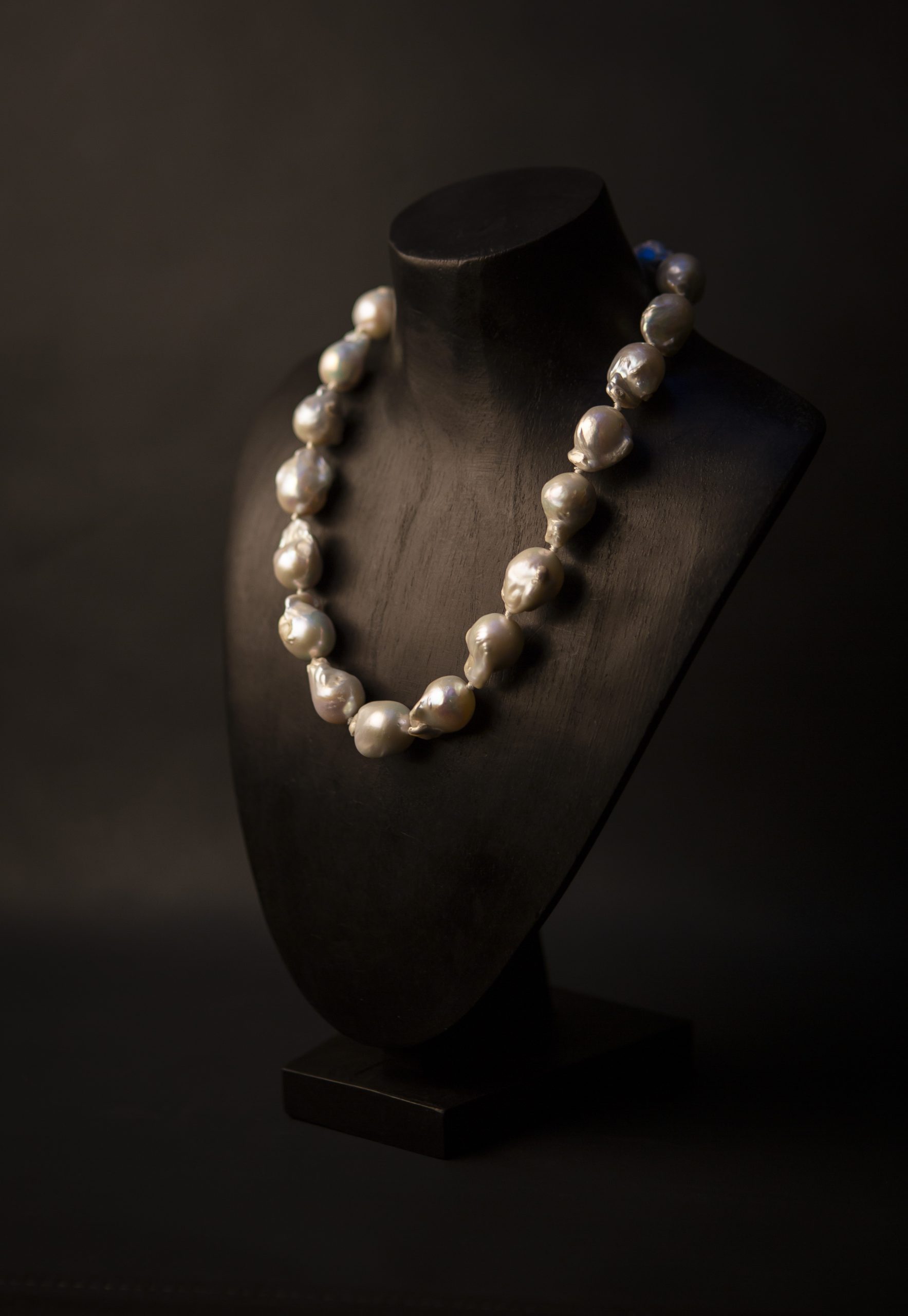 Giant Baroque Pearl Necklace, gold vermeil - Image 5