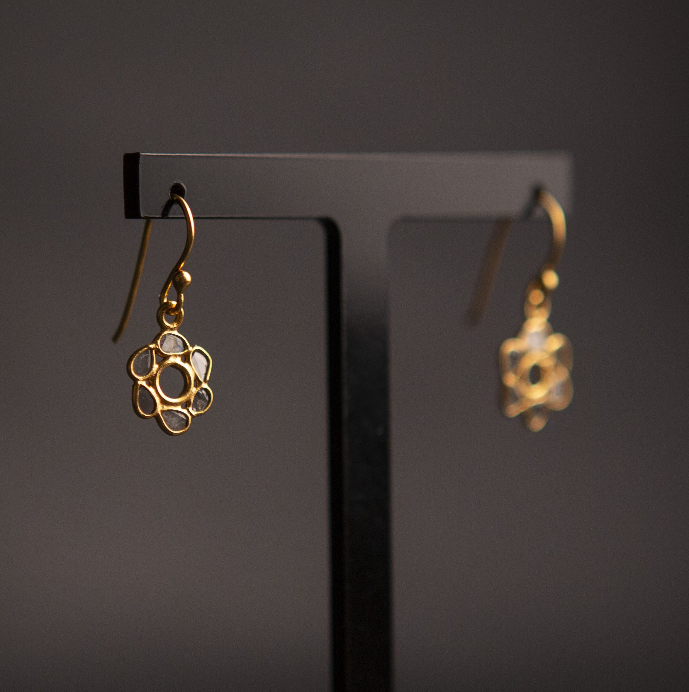 Diamond flower gold Vermeil Earrings - Image 2