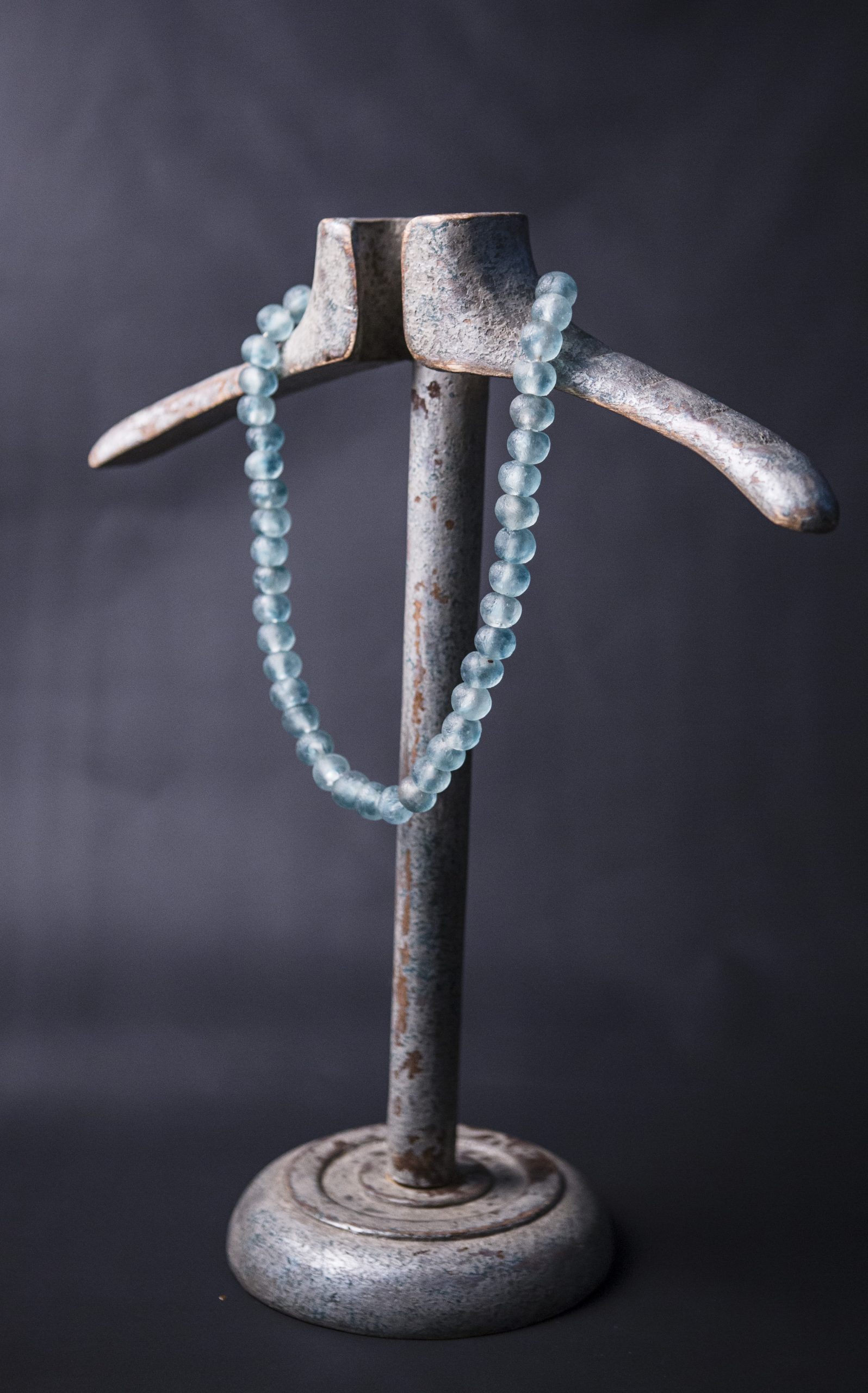 a Recycled Glass Bead Necklace large - blue swirl - Image 4