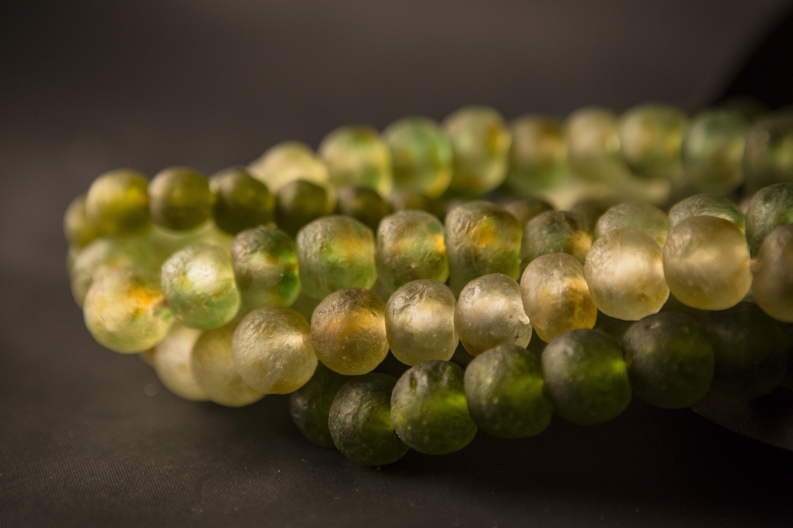 a Recycled Glass Bead Necklace large - olive green - Image 3
