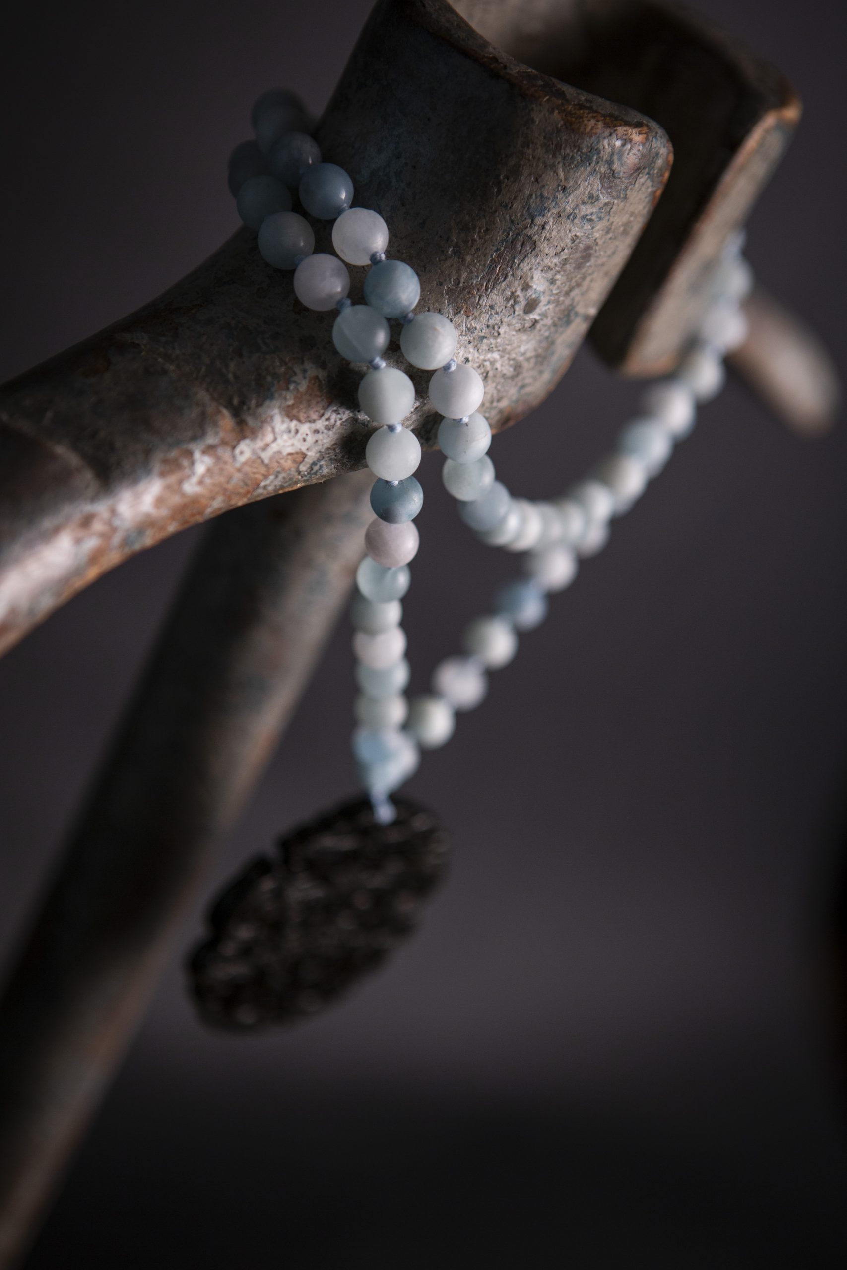 Jade vintage disc pendant on aquamarine flapper - Image 5