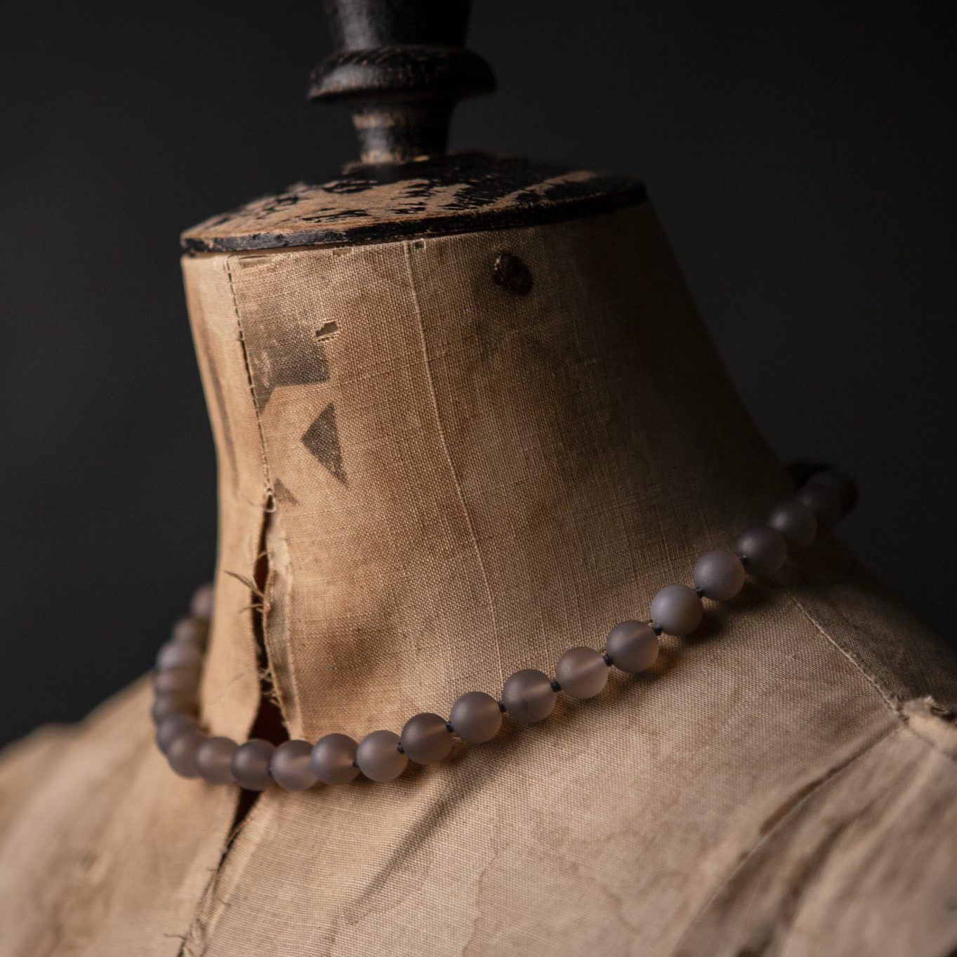 grey agate ball necklace - Image 6