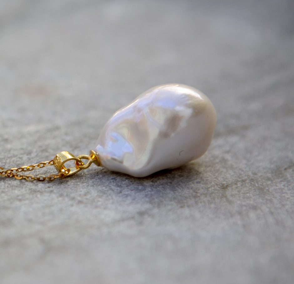 giant baroque pearl pendant necklace