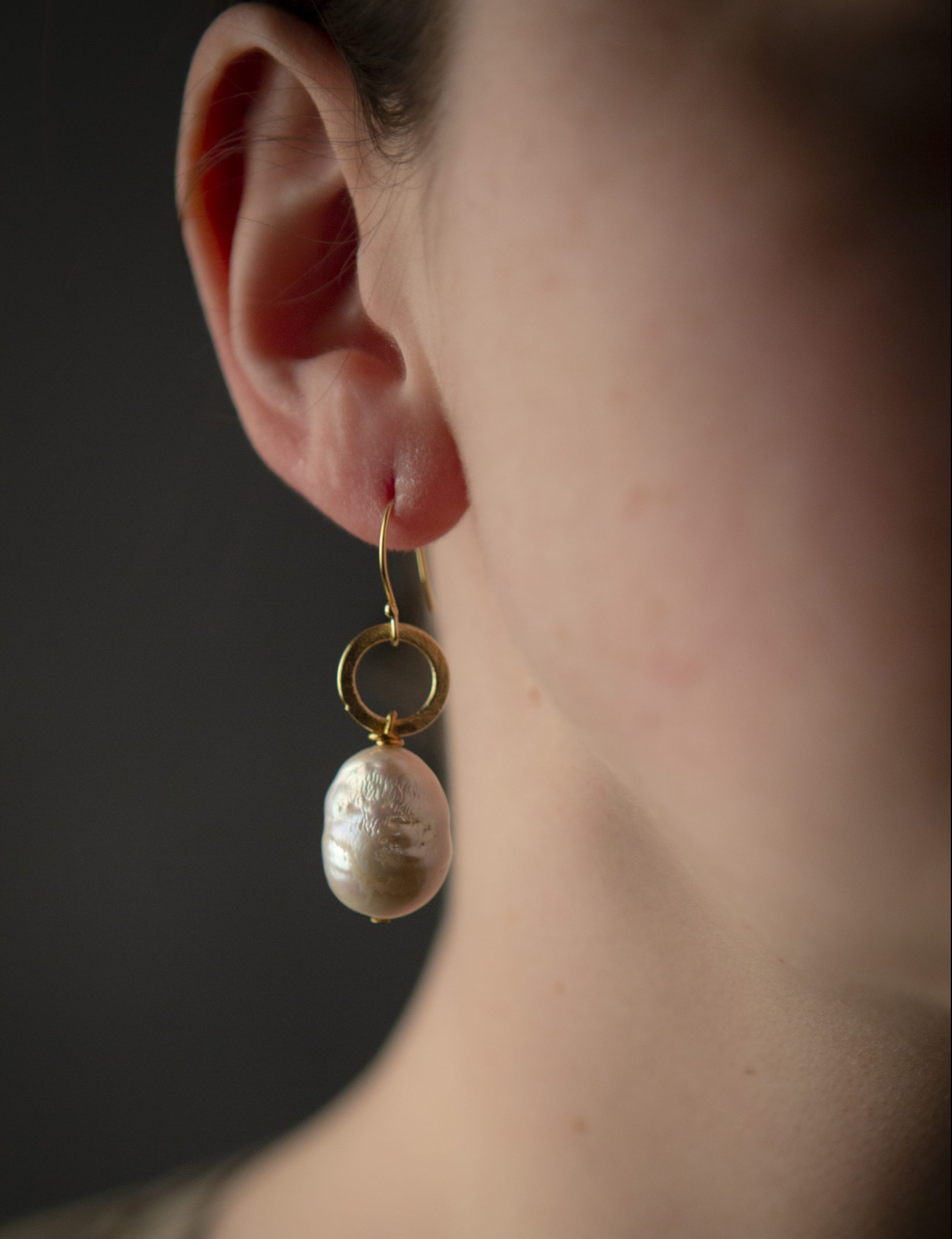 Giant Pearl and circle drop earrings, gold vermeil - Image 2